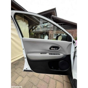 Honda HR-V  Hatchback 2016,  1.8 benzyna, automat - Na sprzedaż za 62 500 zł - Gizałki - zdjęcie 10