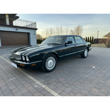 Jaguar XJ  Sedan/Limuzyna 1998,  3.2 benzyna, automat - Na sprzedaż za 26 800 zł - Lipówki - zdjęcie 4