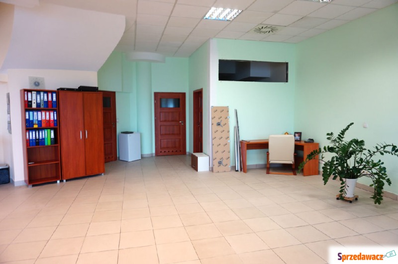 Wynajem Lokal na Parterze o pow....