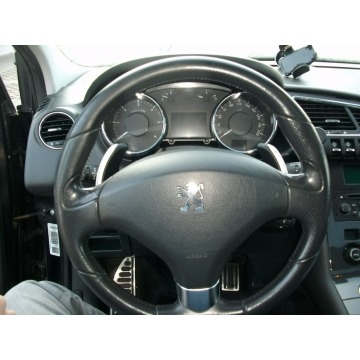 Peugeot 3008  Hatchback 2010,  1.6 diesel, automat - Na sprzedaż za 14 900 zł - Katowice - zdjęcie 9
