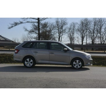 Skoda Fabia 2016,  1.2 benzyna - Na sprzedaż za 16 300 zł - Sędziszów Małopolski - zdjęcie 11