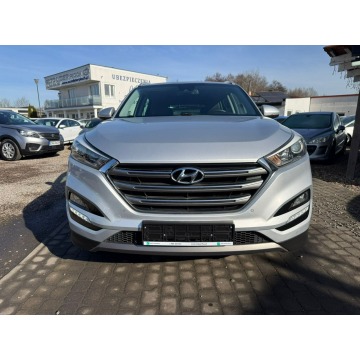 Hyundai Tucson  SUV 2016,  1.6 benzyna - Na sprzedaż za 55 900 zł - Słupsk - zdjęcie 2