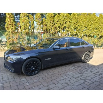BMW Seria 7  Sedan/Limuzyna 2009,  44.0 benzyna, automat - Na sprzedaż za 74 000 zł - Gizałki - zdjęcie 3