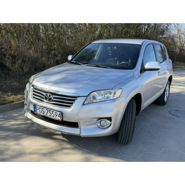 Toyota   SUV 2011,  2.2 diesel - Na sprzedaż za 34 999 zł - Gostyń - zdjęcie 3