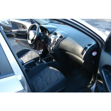 Kia Ceed  Kombi 2008,  1.6 diesel - Na sprzedaż za 11 111 zł - Piła - zdjęcie 11