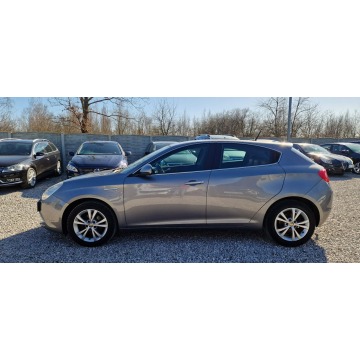 Alfa Romeo Giulietta  Hatchback 2011,  1.6 diesel - Na sprzedaż za 20 900 zł - Płock - zdjęcie 4