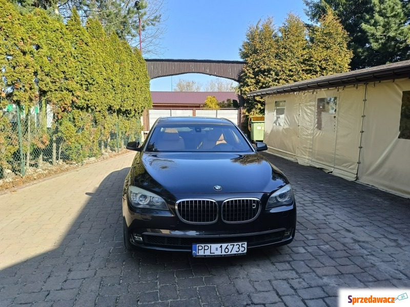 BMW Seria 7  Sedan/Limuzyna 2009,  44.0 benzyna, automat - Na sprzedaż za 74 000 zł - Gizałki
