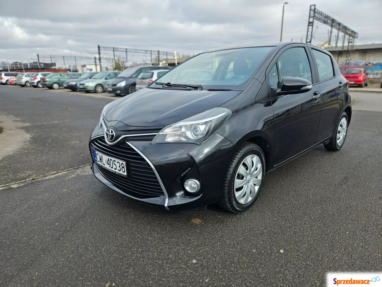 Toyota Yaris 2016