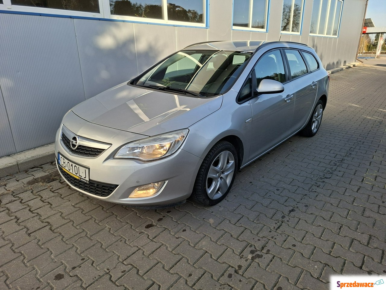Opel Astra 2011