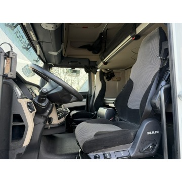 man tgx 18.460 retarder - Ciągniki siodłowe - Kozerki - zdjęcie 10