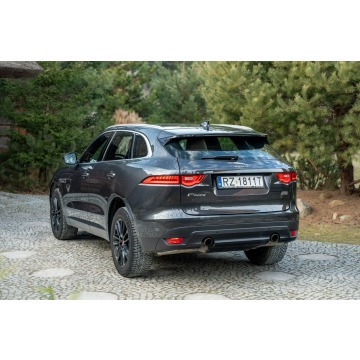 Jaguar F-PACE  SUV 2016,  3.0 benzyna, automat - Na sprzedaż za 94 777 zł - Ropczyce - zdjęcie 4