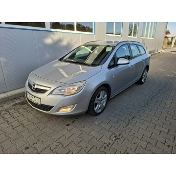 Opel Astra - 1.7 diesel klimatyzacja ważne opłaty