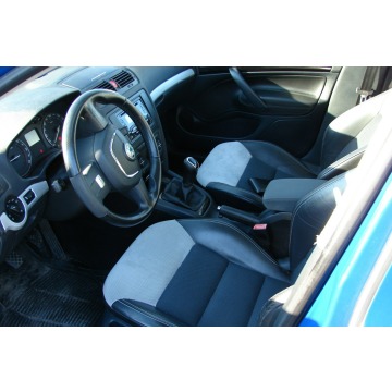 Skoda Octavia 2005,  1.9 diesel - Na sprzedaż za 9 777,00 zł - Piła - zdjęcie 4