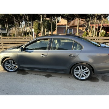 Volkswagen Jetta  Sedan/Limuzyna 2017,  1.8 benzyna, automat - Na sprzedaż za 34 300 zł - Wejherowo - zdjęcie 6