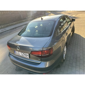 Volkswagen Jetta  Sedan/Limuzyna 2017,  1.8 benzyna, automat - Na sprzedaż za 34 300 zł - Wejherowo - zdjęcie 4