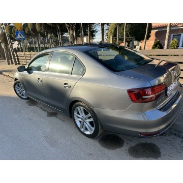 Volkswagen Jetta  Sedan/Limuzyna 2017,  1.8 benzyna, automat - Na sprzedaż za 34 300 zł - Wejherowo - zdjęcie 5
