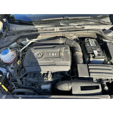 Volkswagen Jetta  Sedan/Limuzyna 2017,  1.8 benzyna, automat - Na sprzedaż za 34 300 zł - Wejherowo - zdjęcie 7
