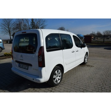 Citroen Berlingo  Minivan/Van 2015,  1.6 diesel - Na sprzedaż za 26 900 zł - Majdan Sieniawski - zdjęcie 10
