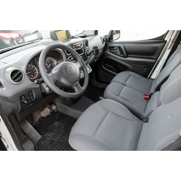 Citroen Berlingo 2013,  1.6 diesel, automat - Na sprzedaż za 19 700 zł - Zwoleń - zdjęcie 5