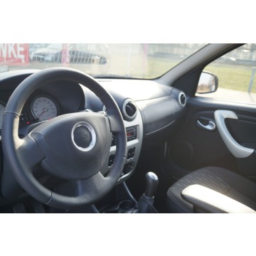 Dacia Sandero  Hatchback 2010,  1.1 benzyna+LPG - Na sprzedaż za 11 900 zł - Goczałkowice-Zdrój - zdjęcie 5