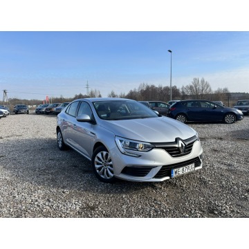 Renault Megane  Sedan/Limuzyna 2018,  1.6 benzyna - Na sprzedaż za 45 800 zł - Rawa Mazowiecka - zdjęcie 3