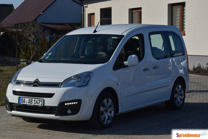 Citroen Berlingo  Minivan/Van 2015,  1.6 diesel - Na sprzedaż za 26 900 zł - Majdan Sieniawski