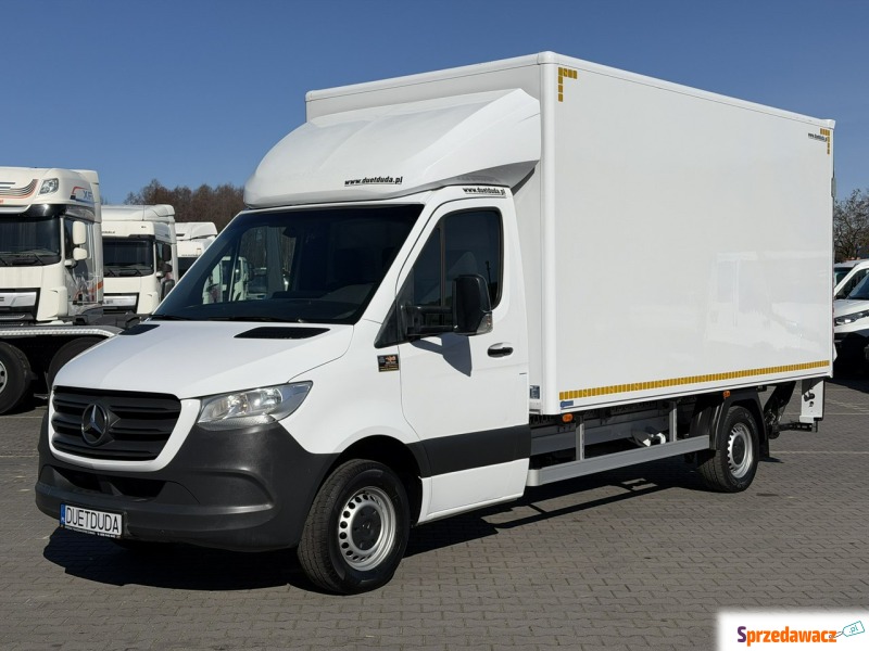 Mercedes - Benz Sprinter 2019,  3.0 diesel - Na sprzedaż za 163 590 zł - Widełki
