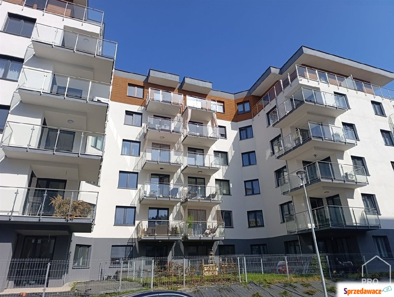 Apartament z tarasem i garderobą