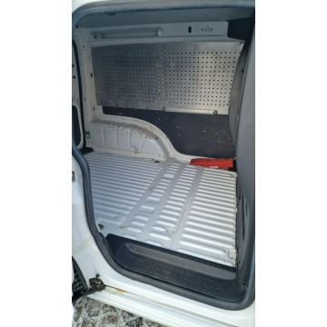 Volkswagen Caddy 2012,  1.6 diesel - Na sprzedaż za 21 900 zł - Głogówek - zdjęcie 12