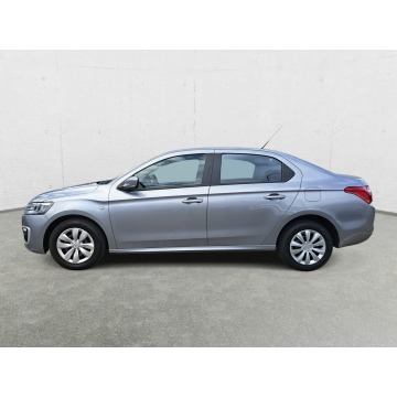 Citroen   Sedan/Limuzyna 2018,  1.6 benzyna - Na sprzedaż za 33 900 zł - Stalowa Wola - zdjęcie 8