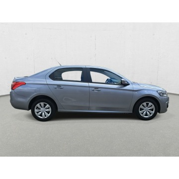 Citroen   Sedan/Limuzyna 2018,  1.6 benzyna - Na sprzedaż za 33 900 zł - Stalowa Wola - zdjęcie 4