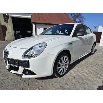 Alfa Romeo Giulietta  Hatchback 2010,  1.4 benzyna - Na sprzedaż za 17 900 zł - Kutno - zdjęcie 6