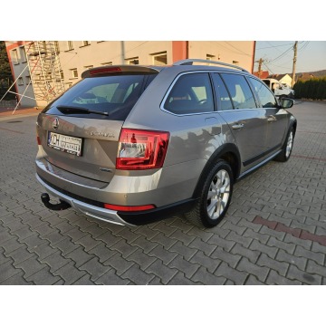 Skoda Octavia  Kombi 2014,  2.0 diesel, automat - Na sprzedaż za 44 990 zł - Zagórze - zdjęcie 7