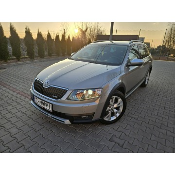 Skoda Octavia  Kombi 2014,  2.0 diesel, automat - Na sprzedaż za 44 990 zł - Zagórze - zdjęcie 12