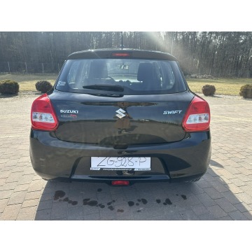 Suzuki Swift  Hatchback 2018,  1.2 benzyna - Na sprzedaż za 37 800 zł - Lipówki - zdjęcie 8
