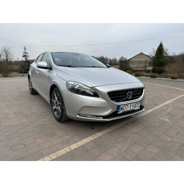Volvo V40 - 2015
