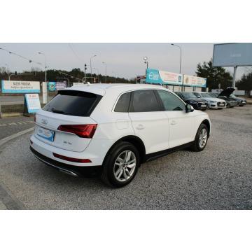 Audi Q5  SUV 2022,  2.0 diesel, automat - Na sprzedaż za 117 899 zł - Warszawa - zdjęcie 6