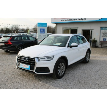 Audi Q5  SUV 2020,  2.0 diesel, automat - Na sprzedaż za 99 899 zł - Warszawa - zdjęcie 2
