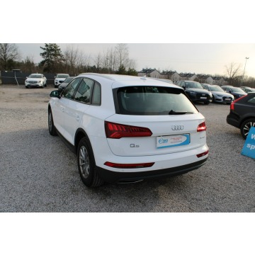 Audi Q5  SUV 2020,  2.0 diesel, automat - Na sprzedaż za 99 899 zł - Warszawa - zdjęcie 8