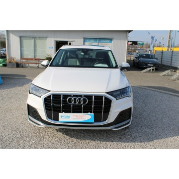 Audi Q7  SUV 2023,  3.0 diesel, automat - Na sprzedaż za 235 899 zł - Warszawa - zdjęcie 3