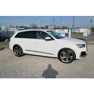 Audi Q7  SUV 2023,  3.0 diesel, automat - Na sprzedaż za 235 899 zł - Warszawa - zdjęcie 5