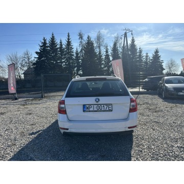 Skoda Octavia  Kombi 2017,  2.0 diesel, automat - Na sprzedaż za 57 900 zł - Rawa Mazowiecka - zdjęcie 9