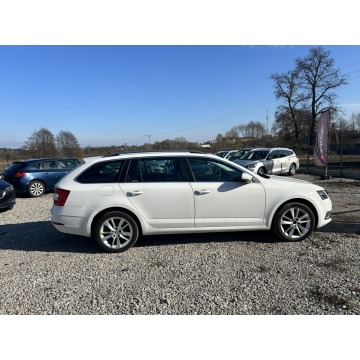Skoda Octavia  Kombi 2017,  2.0 diesel, automat - Na sprzedaż za 57 900 zł - Rawa Mazowiecka - zdjęcie 12