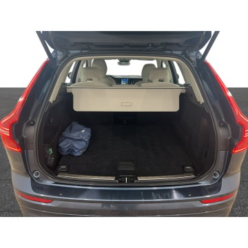 Volvo   SUV 2022,  2.0 diesel, automat - Na sprzedaż za 122 600 zł - Warszawa - zdjęcie 11