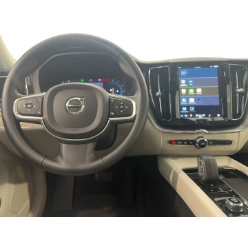 Volvo   SUV 2022,  2.0 diesel, automat - Na sprzedaż za 122 600 zł - Warszawa - zdjęcie 9
