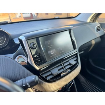 Peugeot 2008  Hatchback 2015,  1.2 benzyna - Na sprzedaż za 13 000 zł - Margonin - zdjęcie 12