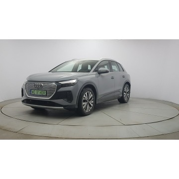 Audi Q4  SUV 2023 elektryczny, automat - Na sprzedaż za 134 700 zł - Warszawa - zdjęcie 3