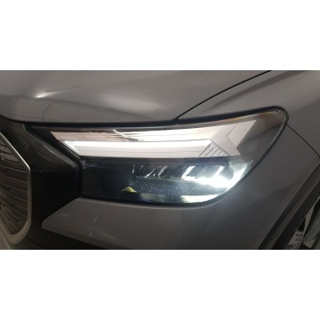 Audi Q4  SUV 2023 elektryczny, automat - Na sprzedaż za 134 700 zł - Warszawa - zdjęcie 10