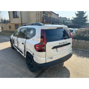 Dacia Jogger  Kombi 2023,  1.6 hybryda, automat - Na sprzedaż za 29 999 zł - Margonin - zdjęcie 6