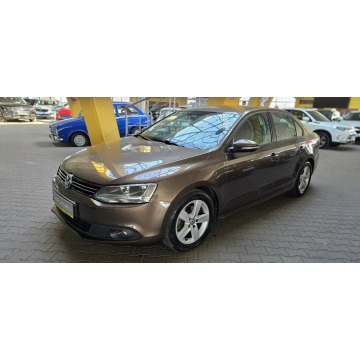 Volkswagen Jetta  Sedan/Limuzyna 2013,  1.2 benzyna+LPG - Na sprzedaż za 29 900 zł - Mysłowice - zdjęcie 3